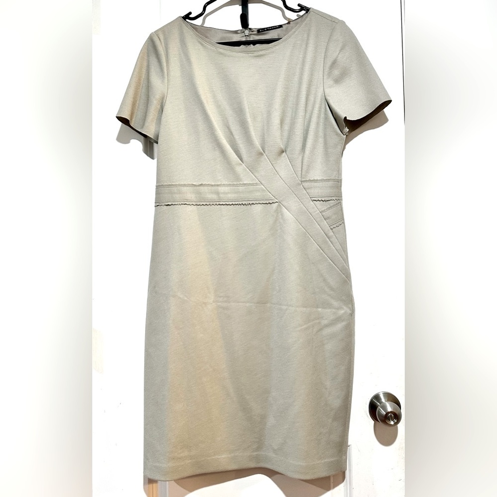 Elie Tahari Dress
